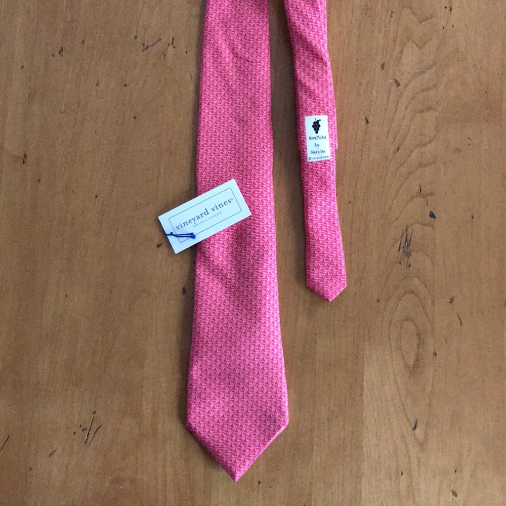 Mens Vineyard vines tie